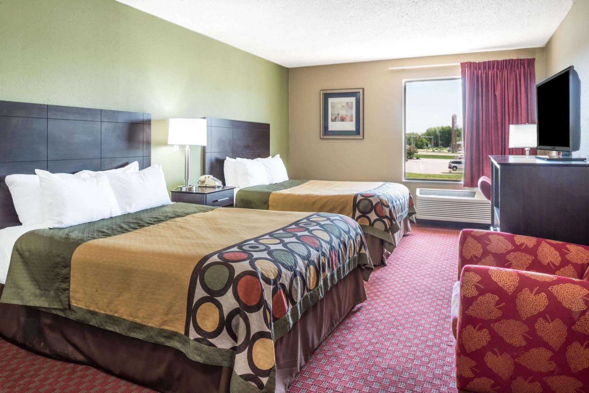 Hotel Super 8 By Wyndham Troy Il/St. Louis Area Zewnętrze zdjęcie
