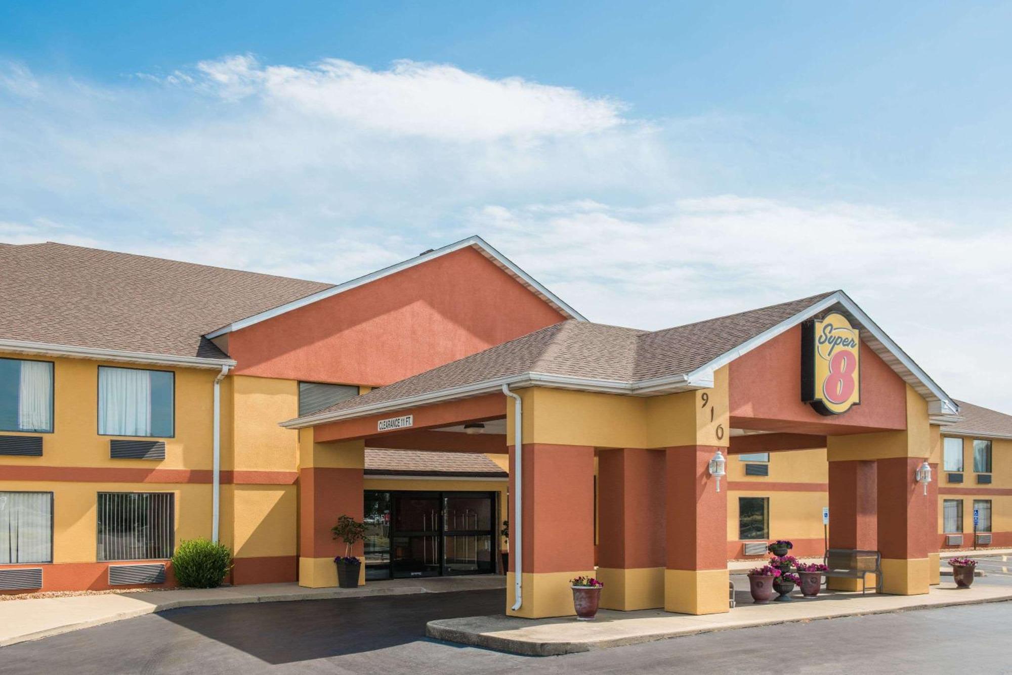 Hotel Super 8 By Wyndham Troy Il/St. Louis Area Zewnętrze zdjęcie