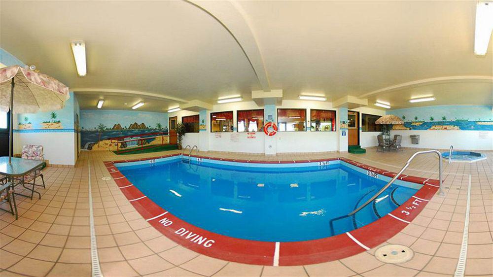 Hotel Super 8 By Wyndham Troy Il/St. Louis Area Zewnętrze zdjęcie