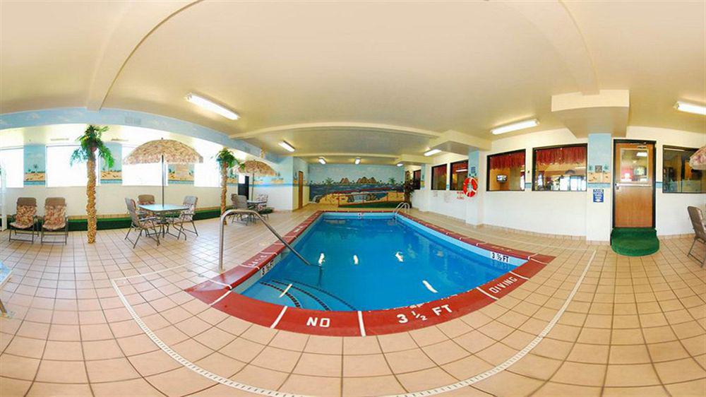 Hotel Super 8 By Wyndham Troy Il/St. Louis Area Zewnętrze zdjęcie